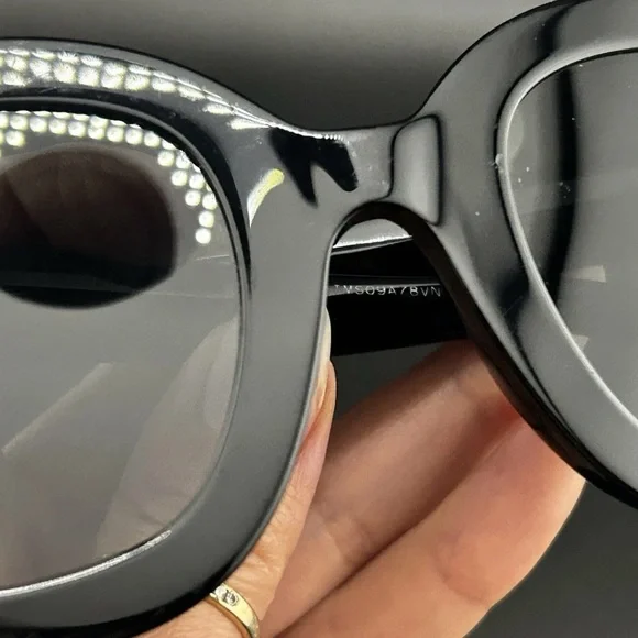 GUCCI GG0208S Round Frame Star Grey Gradient Black Sunglasses - Picture 10 of 16